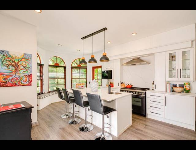 3 BEDROOM PROPERTY TO RENT IN BRYANSTON